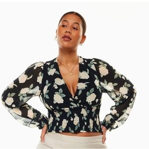 Wilfred Aritzia Wistful Blouse floral top size M